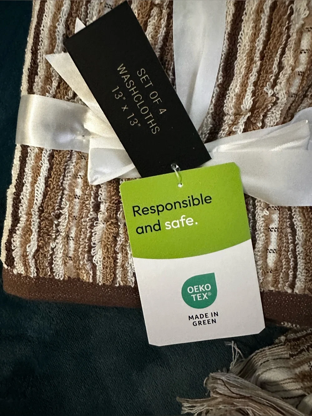 NWT Rachel Zoe 8-Piece Towel Set